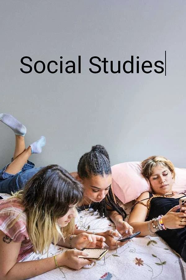 Plakat zur Ausstellung Social Studies von Lauren Greenfield